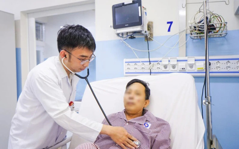 TP. Hồ Chí Minh: Điều trị cho 1 nam bệnh nhân mắc bệnh cơ tim giãn nở suốt 4 năm
