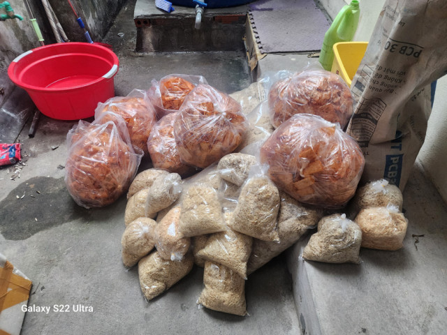 Ninh Bình: Xử phạt 16,5 triệu đồng đối với 1 cơ sở kinh doanh thực phẩm không rõ nguồn gốc xuất xứ
