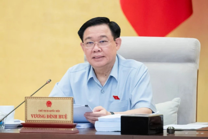 Ban Chấp hành Trung ương Đảng đồng ý để đồng chí Vương Đình Huệ thôi giữ các chức vụ