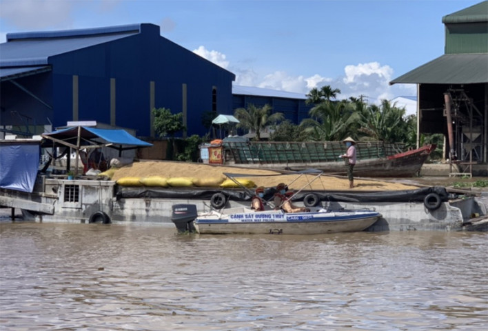 Đảm bảo an toàn về người trong hoạt động giao thông thuỷ trong mùa mưa bão