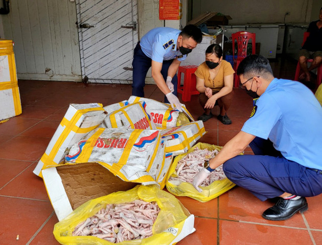 Thái Nguyên kiểm tra, phát hiện và xử lý 110 kg chân gà nhập lậu