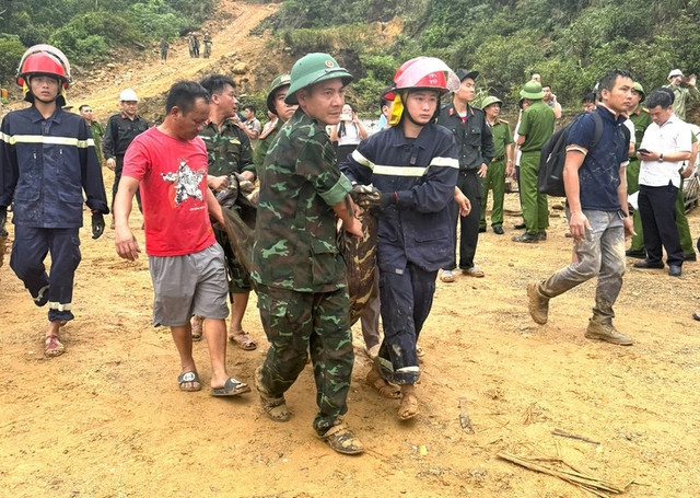 Thủ tướng Chính phủ yêu cầu tập trung khắc phục hậu quả sự cố sạt lở đất tại Kỳ Liên, Hà Tĩnh