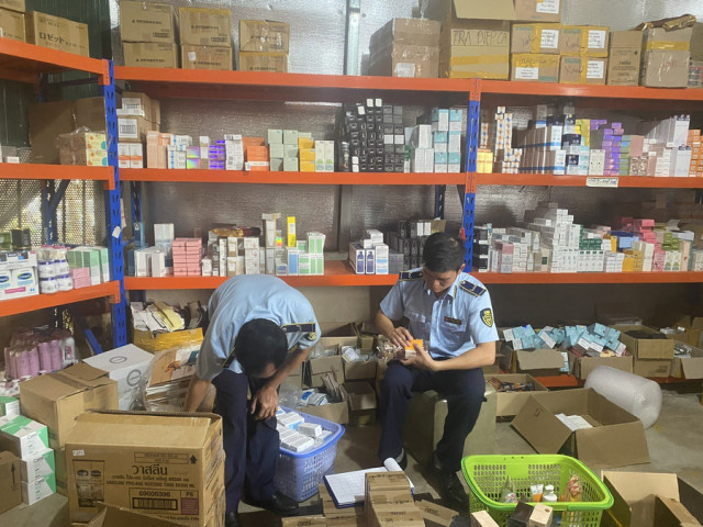 Đắk Lắk xử phạt 2 cơ sở kinh doanh mỹ phẩm không rõ nguồn gốc xuất xứ
