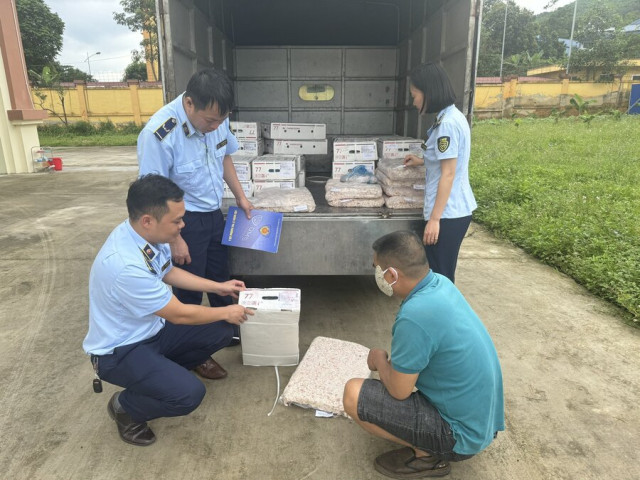 Thái Nguyên kiểm tra, phát hiện và xử lý kịp thời 490 kg thực phẩm không rõ nguồn gốc xuất xứ