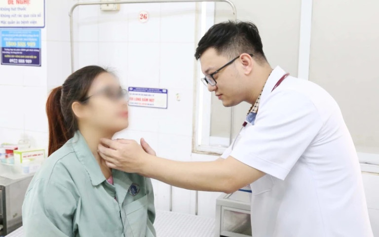 Phú Thọ: Một thai phụ bị suy giáp nhưng không uống thuốc đủ liều phải nhập viện điều trị