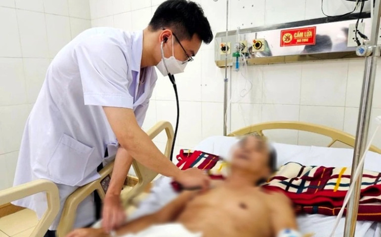 Hà Tĩnh: Cứu sống một bệnh nhân bị ngừng tuần hoàn, nhồi máu cơ tim và suy đa tạng