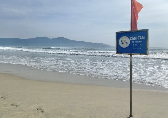 Đà Nẵng: 2 người tử vong, 1 người mất tích khi đi tắm biển