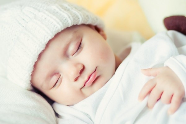 Cách chăm sóc trẻ nhỏ mắc bệnh về mũi đờm ho những ngày thời tiết mưa nắng thất thường