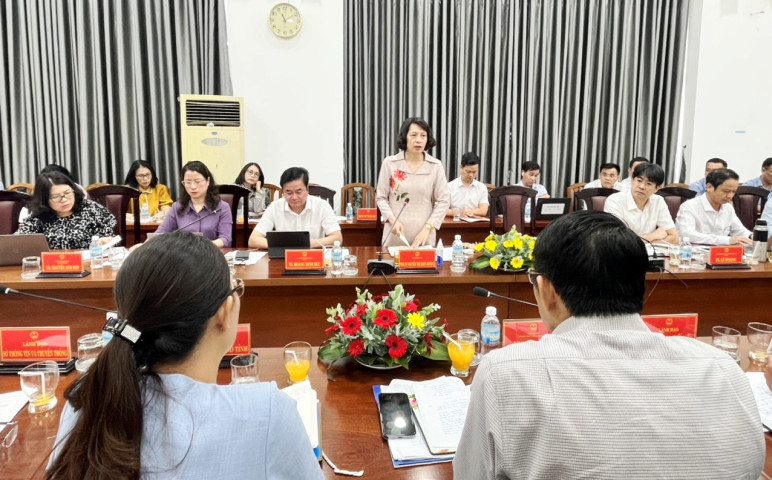 Đại diện Bộ Y tế làm việc với UBND tỉnh Khánh Hòa về công tác phòng, chống dịch bệnh và phòng, chống bệnh sốt rét