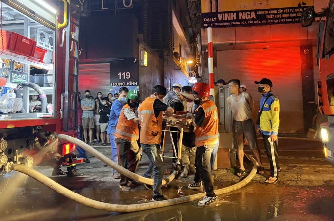 Hà Nội: Khẩn trương giải quyết, khắc phục hậu quả vụ cháy tại phố Trung Kính, phường Trung Hòa, quận Cầu Giấy