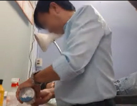 Bát nháo tại nhiều phòng khám tư - Bài 2: Đủ “chiêu” bán thuốc
