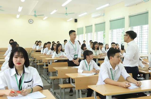 Bộ Giáo dục và Đào tạo ban hành thông tư quy định công khai đối với cơ sở giáo dục thuộc hệ thống giáo dục quốc dân