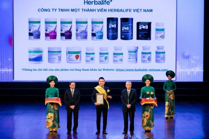 Herbalife Việt Nam đạt giải thưởng “Sản phẩm vàng Vì sức khỏe cộng đồng năm 2024”
