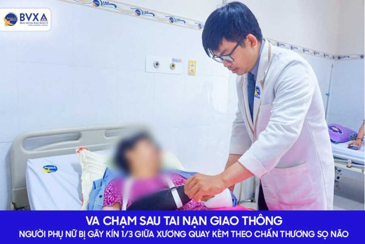 Long An: Điều trị cho người phụ nữ bị chấn thương nghiêm trọng sau khi va chạm tai nạn giao thông