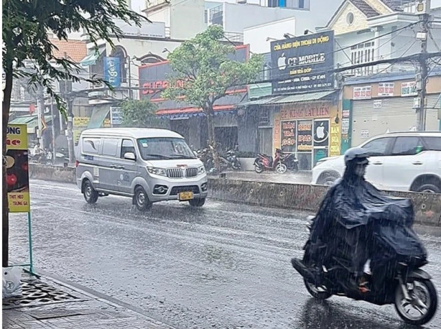 Dự báo thời tiết ngày 22/6: Nam Bộ nhiều mây, có mưa vừa đến mưa to