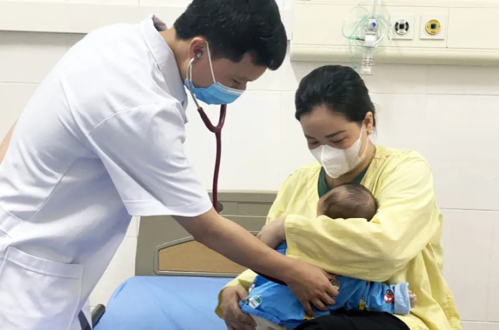 Quảng Ninh: Gia tăng trẻ nhập viện do ho gà