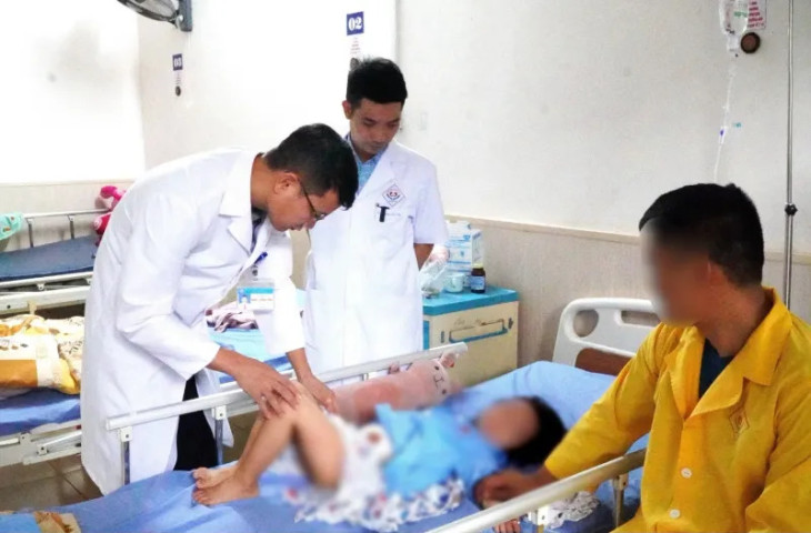 Cấp cứu bé gái 5 tuổi bị chấn thương tầng sinh môn phức tạp do tai nạn sinh hoạt