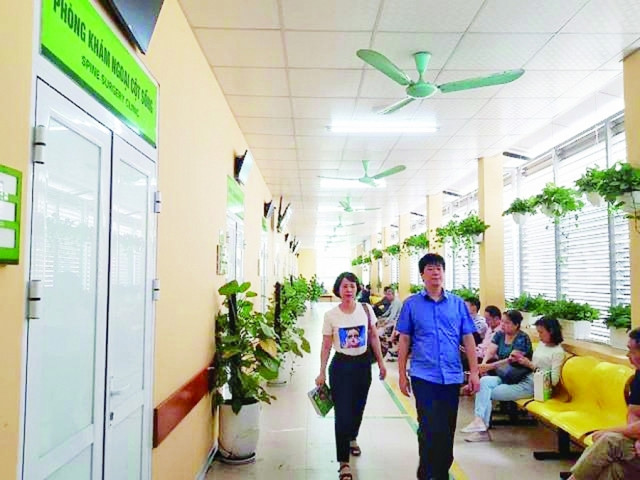 Hà Nội kiểm tra, giám sát công tác quản lý chất thải y tế trong khuôn viên cơ sở y tế, xây dựng cơ sở y tế xanh sạch đẹp