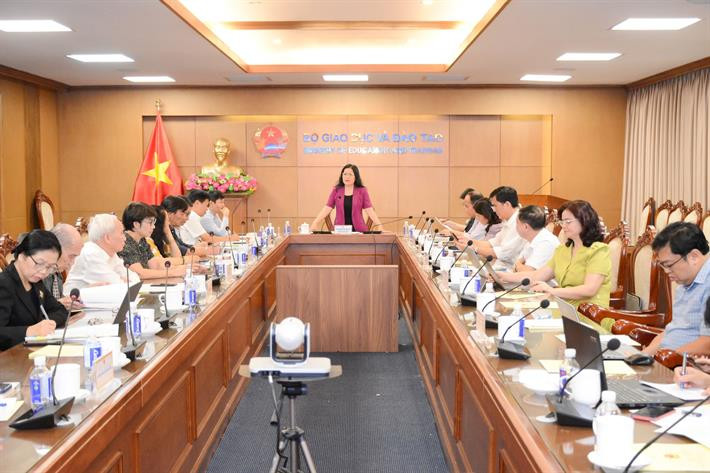 Tăng cường dinh dưỡng hợp lý kết hợp với hoạt động thể lực trẻ em, học sinh