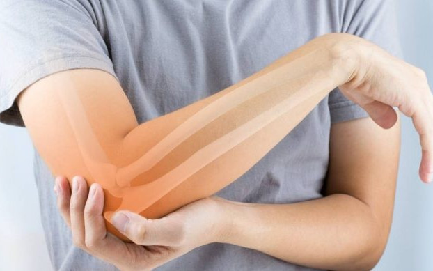 Dấu hiệu cơ thể "kêu cứu" vì đang thiếu canxi