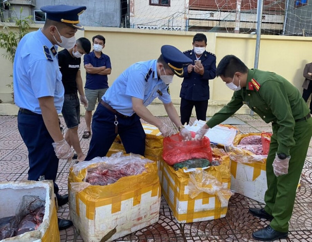 Sơn La phát hiện đối tượng vận chuyển 500 kg nội tạng động vật không rõ nguồn gốc, xuất xứ