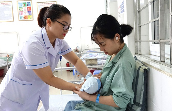 Hà Nội triển khai Tuần lễ thế giới Nuôi con bằng sữa mẹ năm 2024
