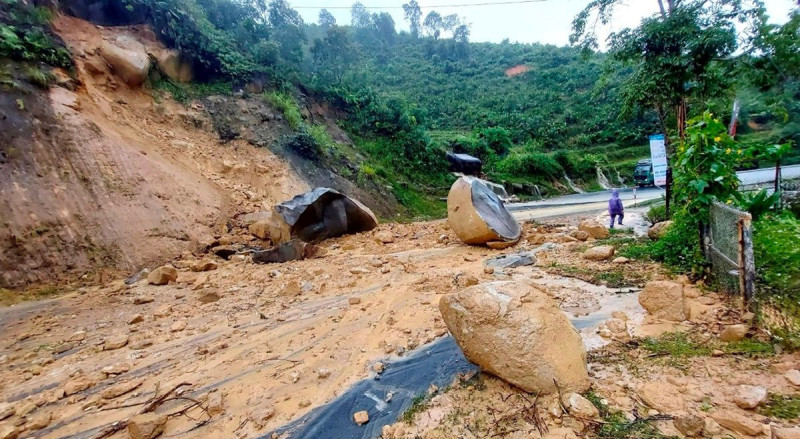 Lào Cai: Chủ động các biện pháp phòng, chống, ứng phó với mưa, lũ, dông, lốc, sét, sạt lở đất, đá