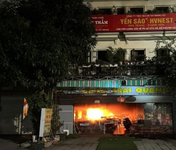 Thái Nguyên: Kịp thời khống chế đám cháy, 10 người thoát nạn trong đêm