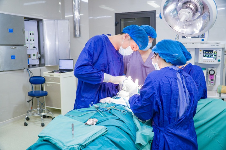 Phú Thọ phẫu thuật cắt toàn bộ tuyến vú trái cho nữ bệnh nhân 50 tuổi bị ung thư vú