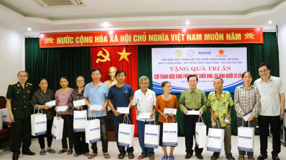 Đoàn thiện nguyện tặng quà tri ân cựu TNXP, cựu chiến binh, các đối tượng chính sách và nạn nhân chất độc da cam/dioxin, tại tỉnh Hà Tĩnh