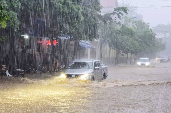 Lào Cai: Tập trung ứng phó nguy cơ mưa lũ, sạt lở đất, lũ ống, lũ quét trên địa bàn tỉnh