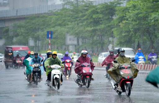Dự báo thời tiết ngày 15/8: Khu vực Bắc Bộ và Thanh Hóa có mưa rào và dông rải rác