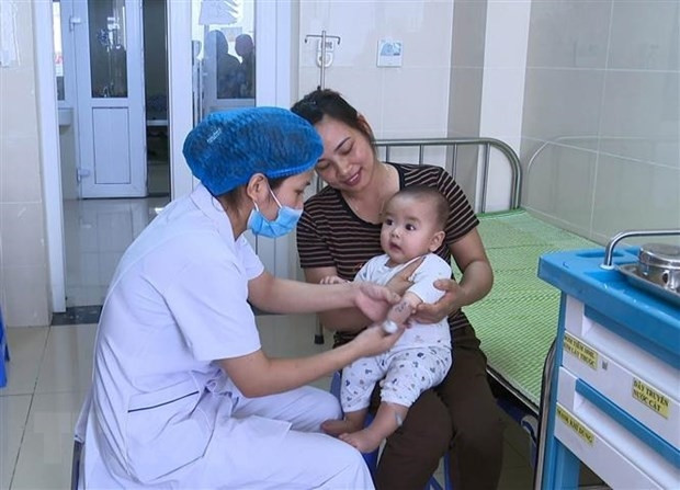 Hà Nội tiếp tục củng cố, hoàn thiện, nâng cao chất lượng hoạt động của y tế cơ sở trong tình hình mới