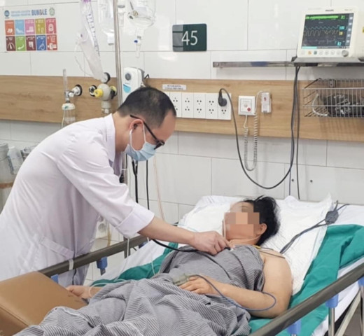 Hà Nội: Ba nhân viên nhà hàng nhập viện vì ngộ độc khí CO