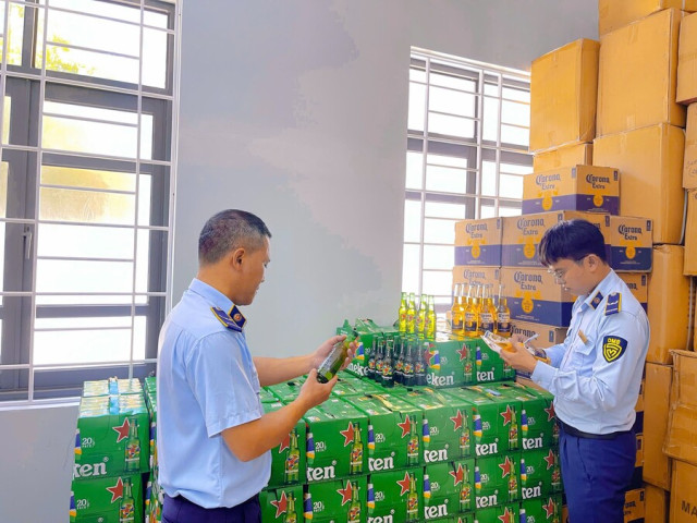 Phú Yên tạm giữ 2.800 chai bia nhãn hiệu Heineken và Corona không có hóa đơn, chứng từ hợp pháp