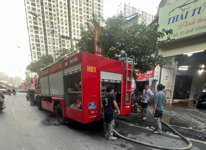Hà Nội: Kịp thời dập tắt đám cháy nhà dân ở quận Hai Bà Trưng