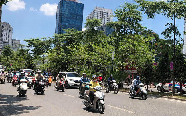 Dự báo thời tiết ngày 4/9: Bắc Bộ oi nóng, Nam Bộ mưa to