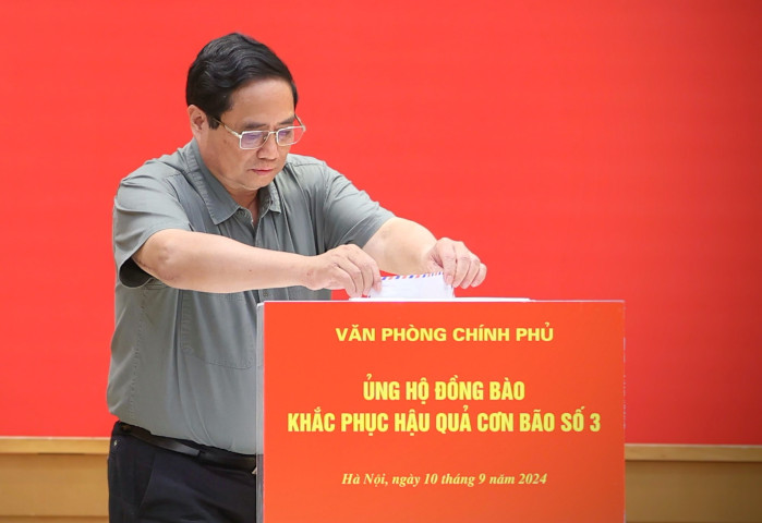 Thủ tướng Phạm Minh Chính quyên góp, ủng hộ đồng bào bị thiệt hại do cơn bão số 3 gây ra