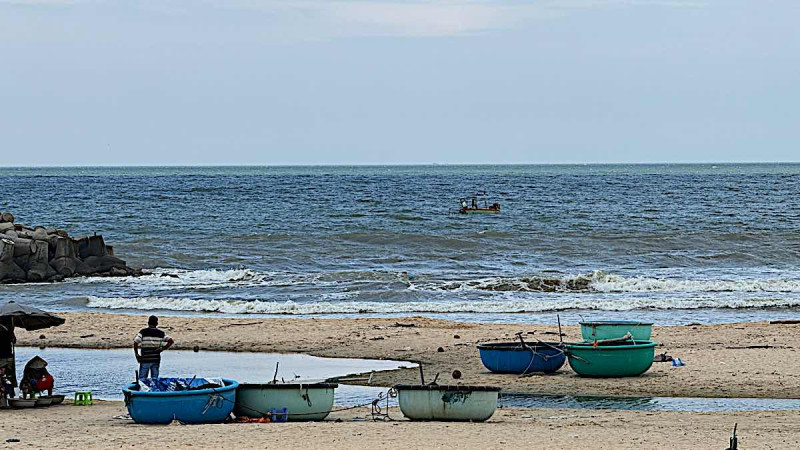 Bình Thuận: Một nam du khách tử vong khi tắm biển ở Phan Thiết