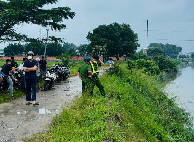 Bình Dương: Phát hiện thi thể bé trai 12 tuổi nghi bị đuối nước