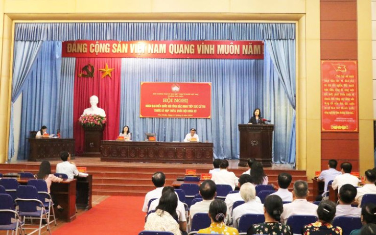 Bộ trưởng Bộ Y tế Đào Hồng Lan tiếp xúc cử tri phường Phù Chẩn, thành phố Từ Sơn, tỉnh Bắc Ninh