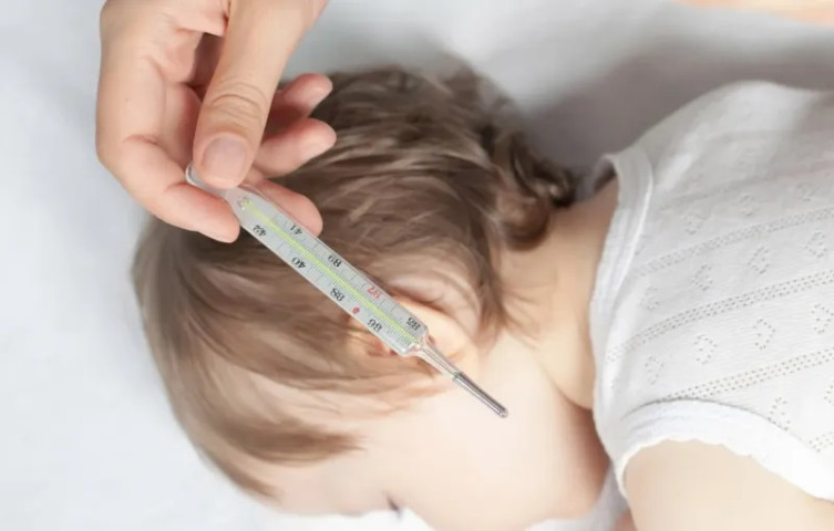 Phòng ngừa viêm màng não do Enterovirus cho trẻ