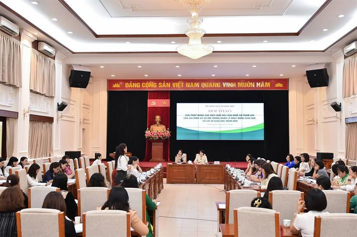 Nâng cao hiệu quả tham gia của gia đình và xã hội trong quản lý hoạt động giáo dục