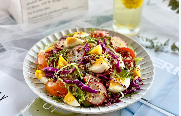 Công thức làm món salad với hạt kê tốt cho sức khỏe