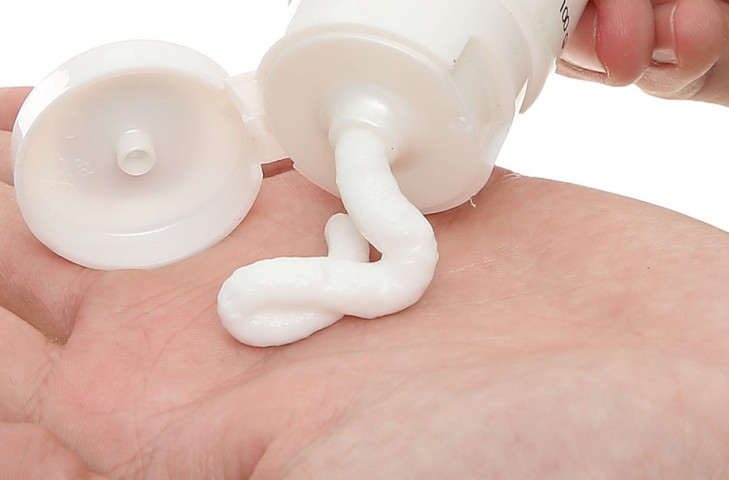 Đình chỉ lưu hành, thu hồi và tiêu hủy mỹ phẩm sữa rửa mặt Cleanser không đạt tiêu chuẩn chất lượng