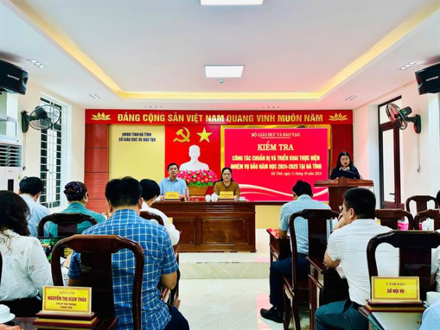 Bộ Giáo dục và Đào tạo kiểm tra chuẩn bị và triển khai nhiệm vụ đầu năm học tại Hà Tĩnh