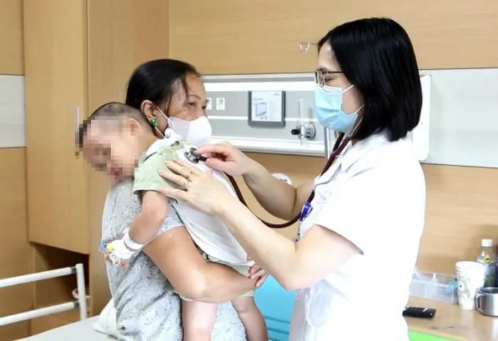 Phú Thọ: Gia tăng số trẻ nhập viện do mắc virus hợp bào hô hấp RSV