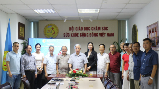 Tọa đàm "Giáo dục sức khỏe cộng đồng Việt Nam" của VACHE đã thu hút hàng nghìn lượt xem