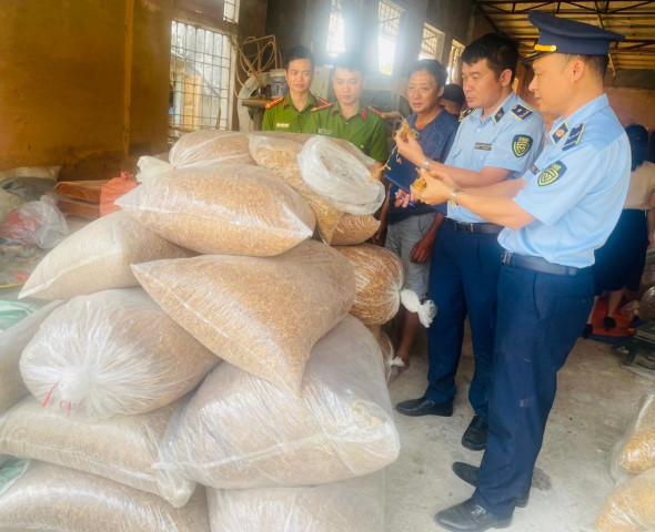Thanh Hóa phát hiện 520 kg măng khô không rõ nguồn gốc, xuất xứ