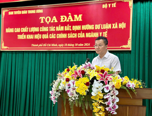 Tọa đàm “Nâng cao chất lượng công tác nắm bắt, định hướng dư luận xã hội góp phần triển khai hiệu quả các chính sách của ngành Y tế”